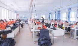 苏州服装厂爆料事件最新,揭露行业黑幕，揭秘工时与薪酬真相